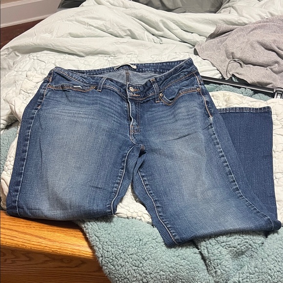 Levi's Denim - Levi's Women's Straight Leg Blue Denim Jeans